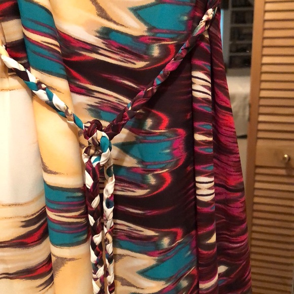 Bisou Bisou Maxi - as seen on Jane the Virgin! - Picture 4 of 5